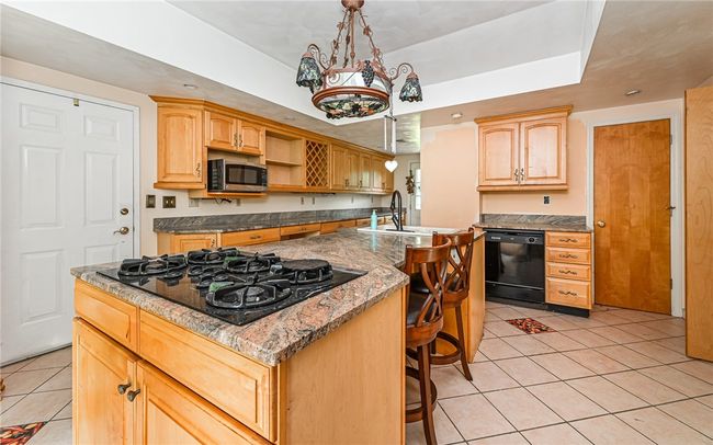 116 Parkfel Ave, House other with 2 bedrooms, 2 bathrooms and 2 parking in Mccandless PA | Image 17