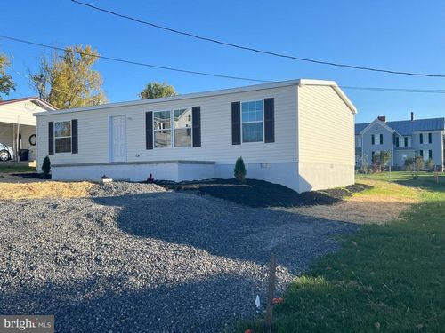 211 Eisenhower Dr, MOOREFIELD, WV, 26836-1117 | Card Image
