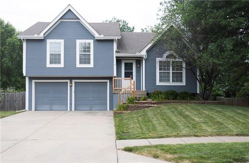 406 Fletcher Dr, Smithville, MO, 64089-9613 | Card Image