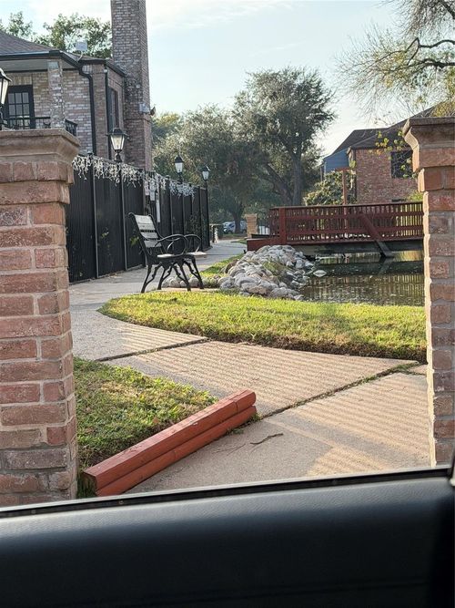 8321 Nairn St, Houston, TX, 77074-3815 | Card Image