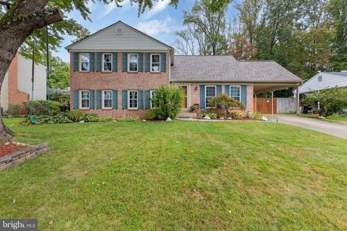 8715 Etta Dr, SPRINGFIELD, VA, 22152-2709 | Card Image