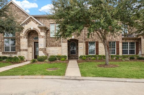 9258 Solvista Pass Ln, Houston, TX, 77070-2146 | Card Image