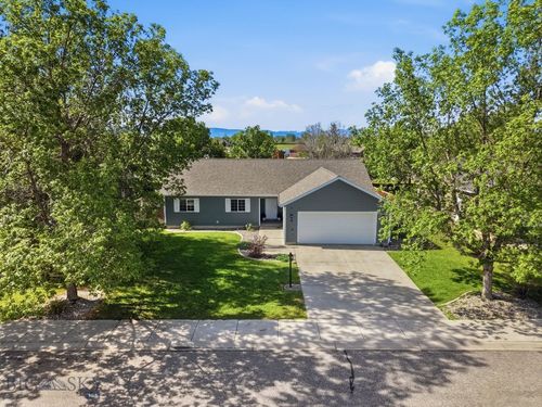 38 E River Rock Rd, Belgrade, MT, 59714-9568 | Card Image
