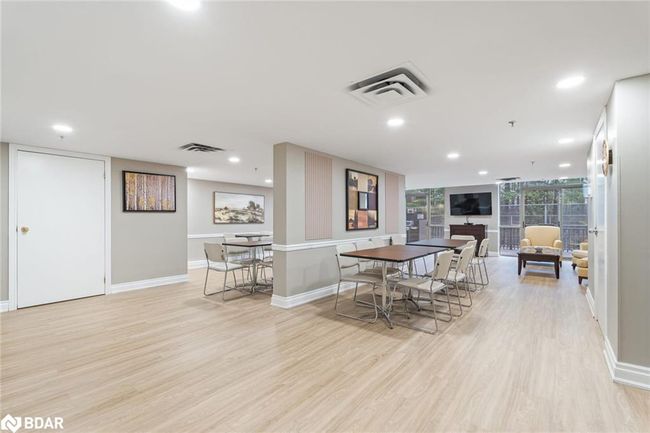 602 - 20 Mcfarlane Dr, House attached with 2 bedrooms, 1 bathrooms and 1 parking in Halton Hills ON | Image 38