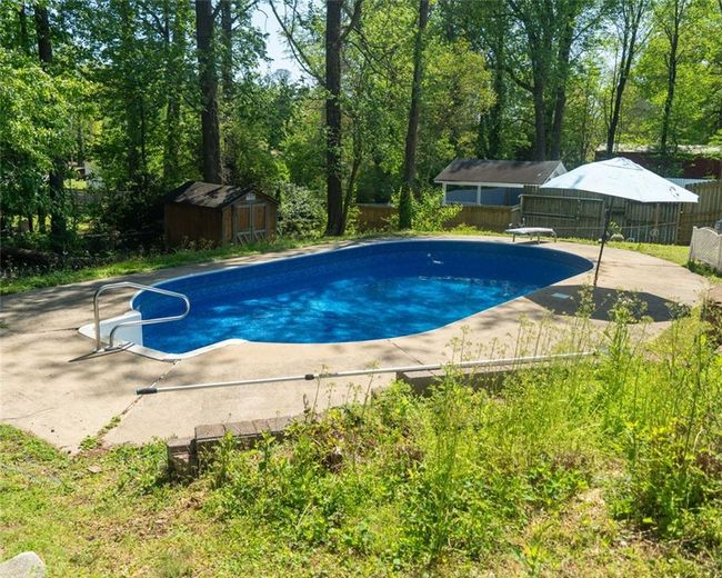 724 Camelot Way, House other with 3 bedrooms, 2 bathrooms and null parking in Norcross GA | Image 15
