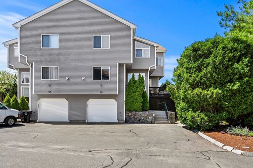 42-42 Cavendish Cir, Salem, MA, 01970-6853 | Card Image