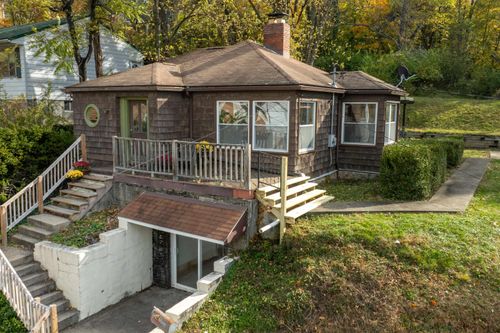 924 Garrison Ave, Morgantown, WV, 26505-5104 | Card Image