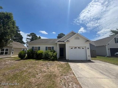 1015 Foxridge Way, Leland, NC, 28451-9245 | Card Image