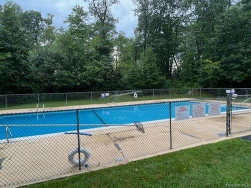 315 Fox Run Ln, Carmel, NY, 10512-2351 | Card Image