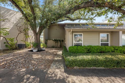 b2-100 Lido Cir, Lakeway, TX, 78734-5107 | Card Image