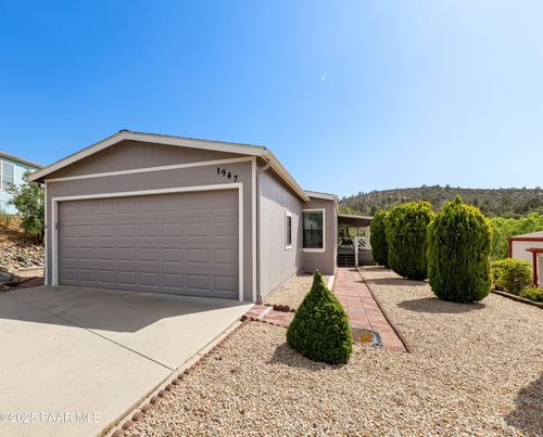 1947 E Mountain Hollow Dr, Prescott, AZ, 86301-5618 | Card Image