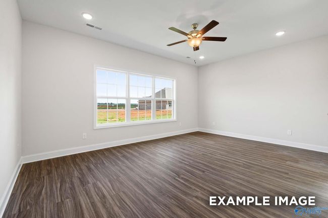 905 Ronnie Dr Se, House other with 3 bedrooms, 2 bathrooms and null parking in Hartselle AL | Image 7