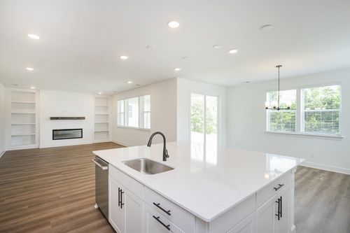 124 E Cassa Way, Mount Juliet, TN, 37122 | Card Image