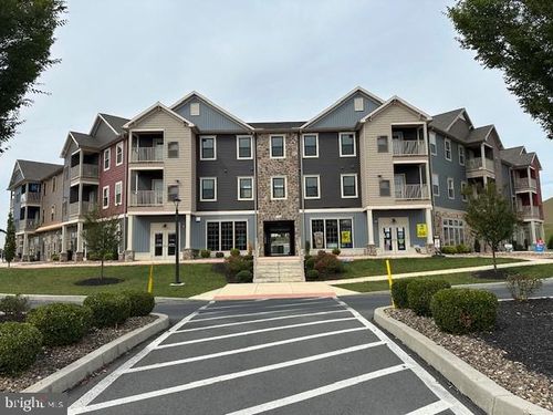 apt-208-1708 Fairmont Dr, HARRISBURG, PA, 17111-8096 | Card Image