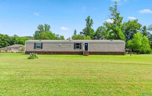 15 Black Ground Rd, Laceys Spring, AL, 35754-6050 | Card Image