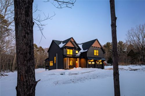 450 Carrs Pond Rd, East Greenwich, RI, 02818-1007 | Card Image