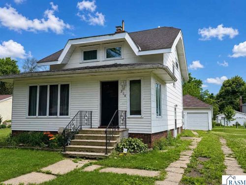 208 Se 2nd Avenue, Mapleton, MN, 56065 | Card Image