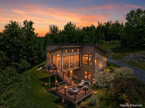 532 Mountain Estate Dr, Hyde Park, VT, 05655 | Card Image