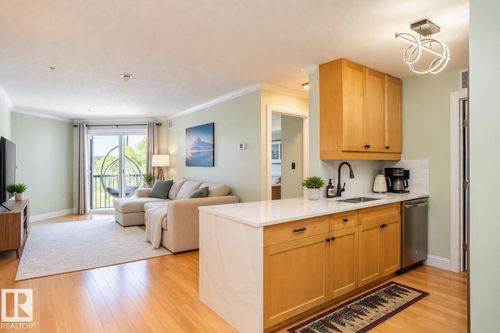 307-13111 140 Ave Nw, Edmonton, AB, T6V0B1 | Card Image