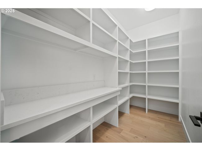Pantry | Image 19