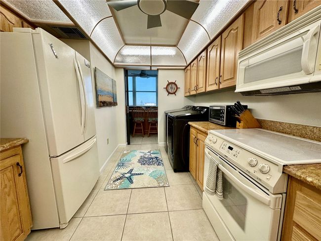 APT-501 - 15462 Gulf Blvd, Condo with 2 bedrooms, 2 bathrooms and null parking in MADEIRA BEACH FL | Image 54