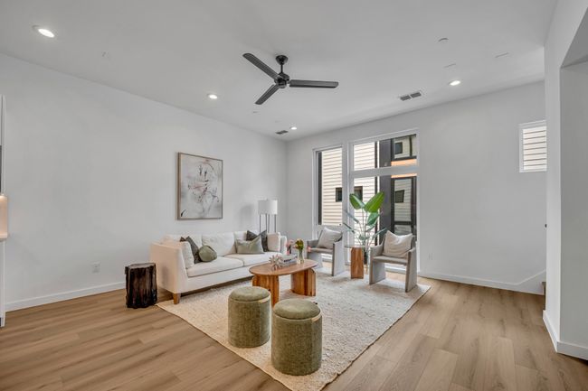 UNIT-106 - 3612 San Jacinto St, Condo with 2 bedrooms, 3 bathrooms and null parking in Dallas TX | Image 16