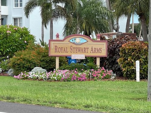 207-7 Dunoon Pl, DUNEDIN, FL, 34698-8505 | Card Image