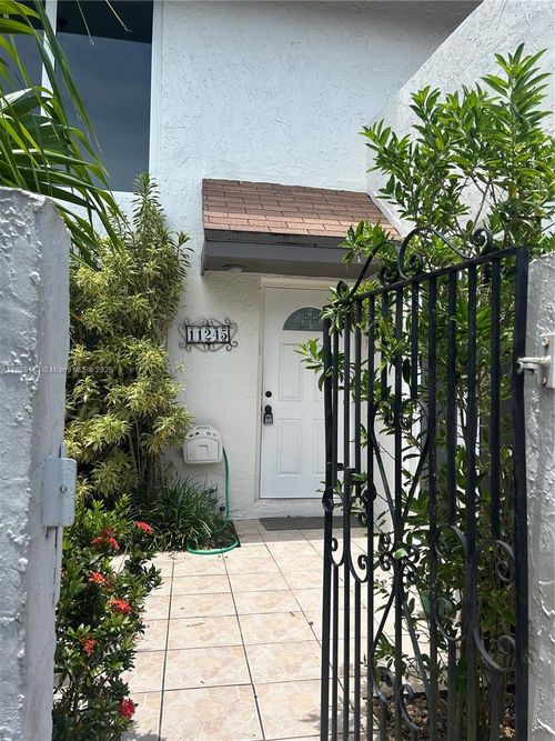 11245 Sw 65th St, Miami, FL, 33173-1931 | Card Image