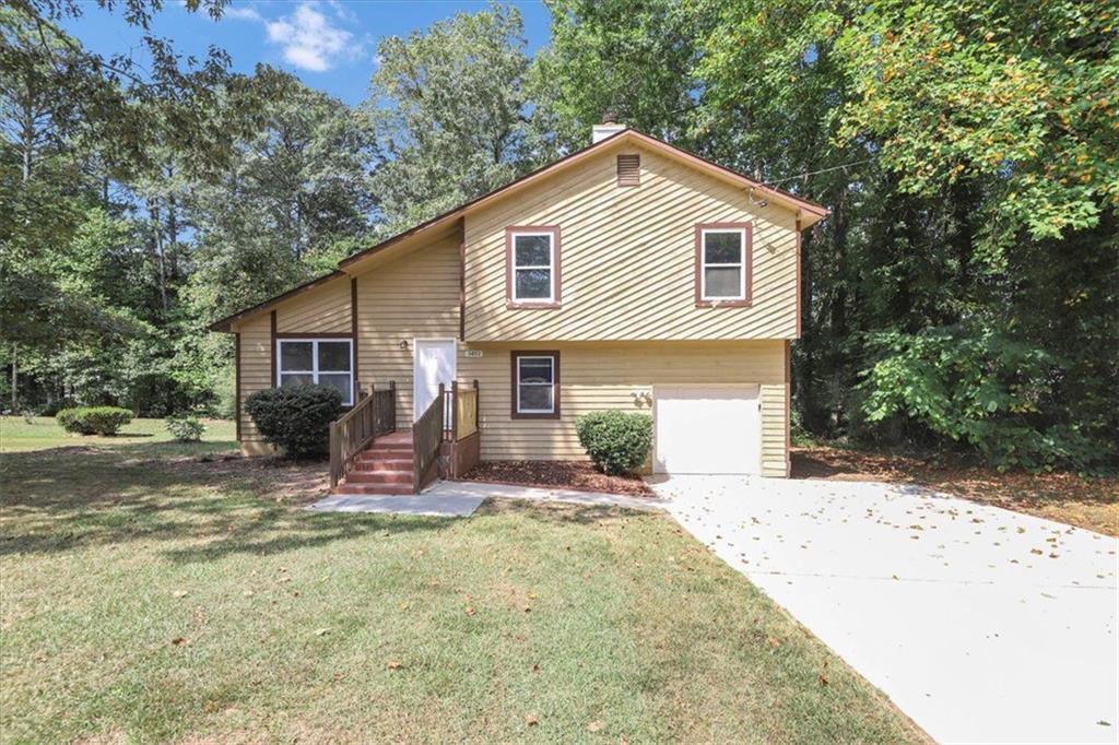 Deer Trce, Lithonia, GA 30038