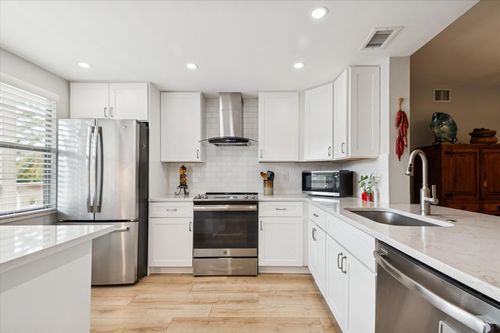 apt-l2-2202 Lucaya Bnd, Coconut Creek, FL, 33066-1127 | Card Image