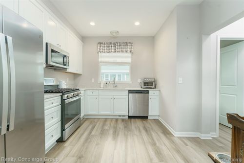 197 Sean St, Brighton, MI, 48116-3503 | Card Image