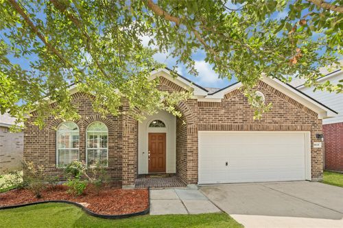 8618 E Highlands Xing, Highlands, TX, 77562-2256 | Card Image