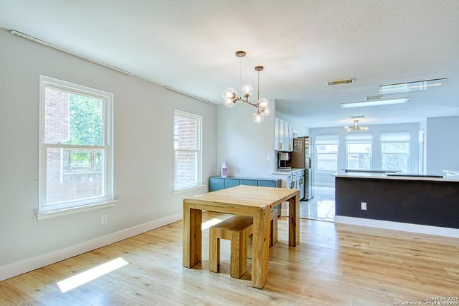 112 Springtree Holw, House other with 4 bedrooms, 3 bathrooms and null parking in Cibolo TX | Image 9