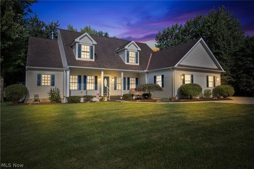 2520 Center Rd, Avon, OH, 44011-1835 | Card Image