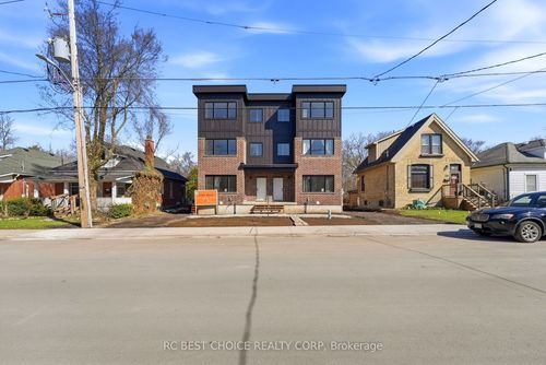 108 Briscoe St E, London, ON, N6C1X2 | Card Image