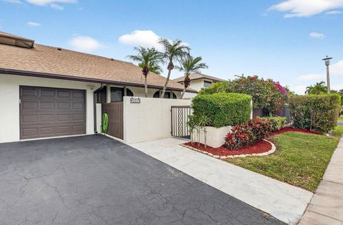 327 Sw 29th Ave, Delray Beach, FL, 33445-4409 | Card Image