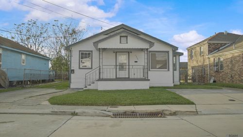 aandb-1830 Louisa St, New Orleans, LA, 70117-5910 | Card Image