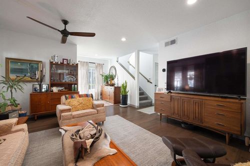 13947 Midland Rd, Poway, CA, 92064-4023 | Card Image