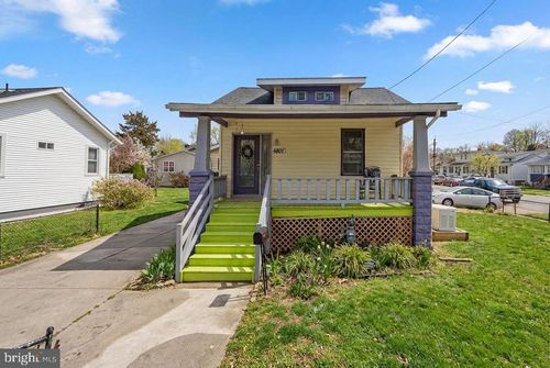 4801 Decatur St, HYATTSVILLE, MD, 20781-2330 | Card Image