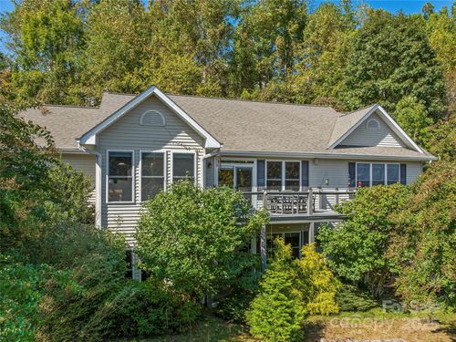 222 Bay Laurel Ln, Hendersonville, NC, 28791-2830 | Card Image