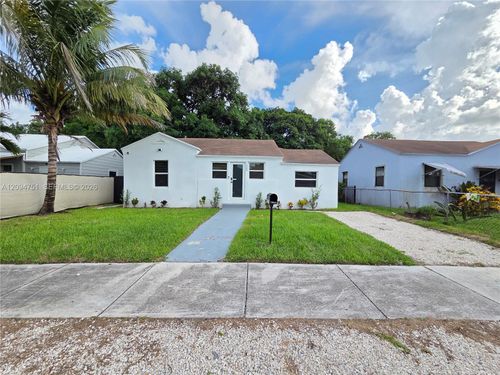 1044 Nw 64th St, Miami, FL, 33150-4229 | Card Image