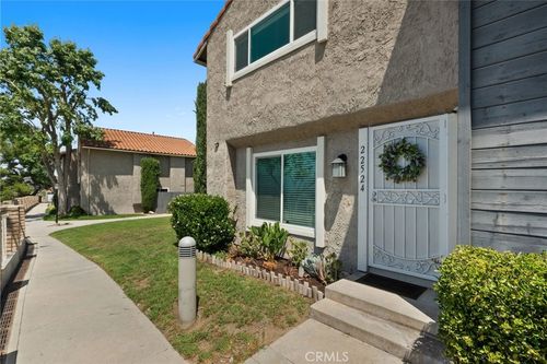 22524 Paseo Terraza, Santa Clarita, CA, 91350-2204 | Card Image