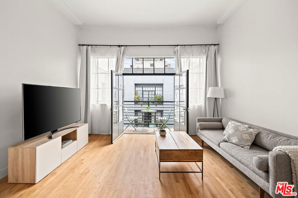 Residential in Los Angeles 5