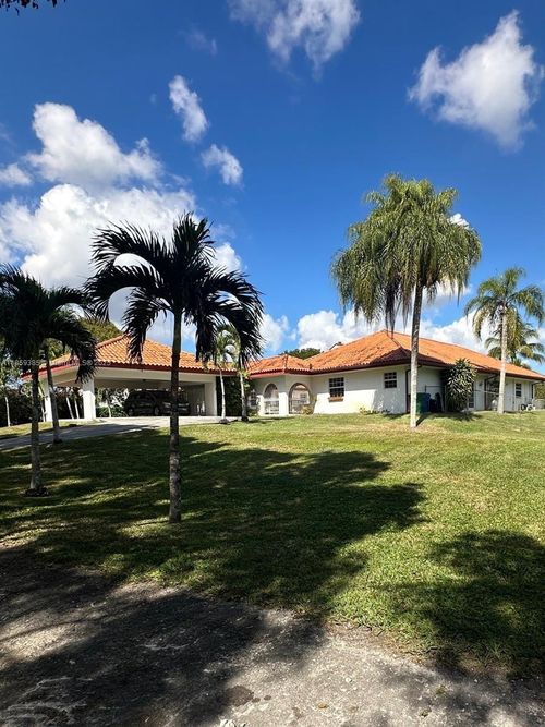 18901 Sw 53rd St, Southwest Ranches, FL, 33332-1368 | Card Image