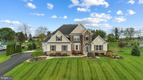 113 Ashview Ct, Nazareth, PA, 18064-8688 | Card Image