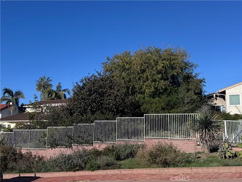 204 W Avenida Gaviota, San Clemente, CA, 92672-5442 | Card Image