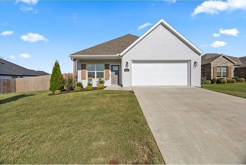 2752 S Carbon Rd, Fayetteville, AR, 72701-4347 | Card Image