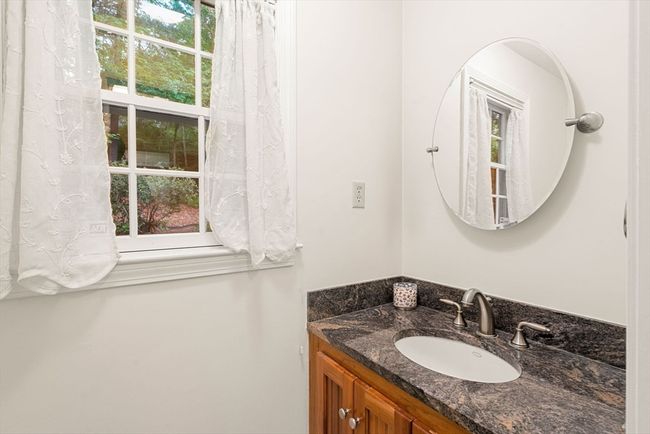 369 Border Rd, House other with 4 bedrooms, 4 bathrooms and 6 parking in Concord MA | Image 17