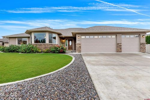 1549 American Way, Montrose, CO, 81401-7363 | Card Image