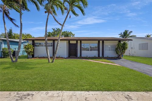 11450 Nw 45th Pl, Sunrise, FL, 33323-1017 | Card Image